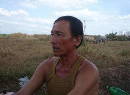 Chăn[-]trâu[-]kiếm[-]50[-]triệu/tháng